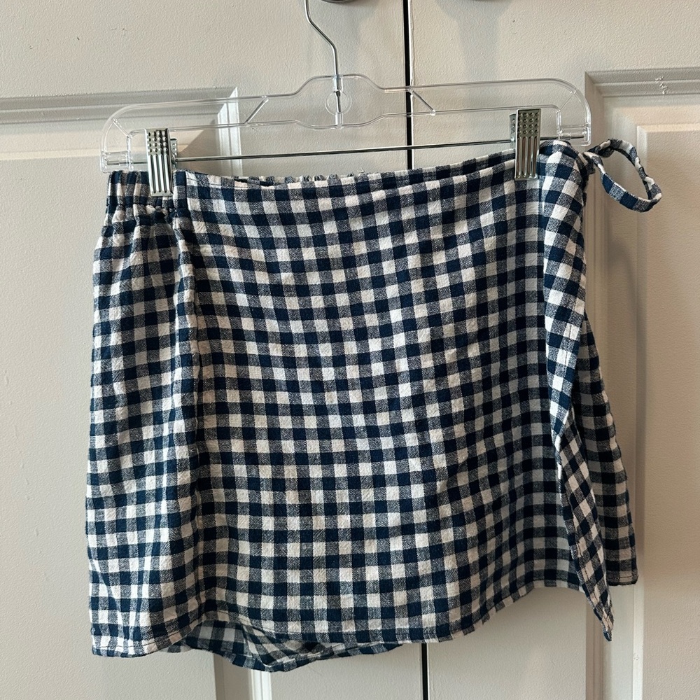Old Navy Navy and White Gingham Mini Skirt